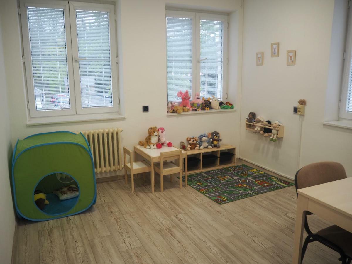 הרנסקו Economy Apartments Ceske Svycarsko מראה חיצוני תמונה